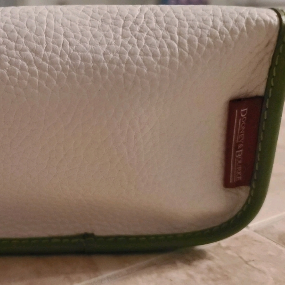 Dooney and Bourke Oncour Elba Flap Wristlet Ecru Pebble Leather with Olive Trim - Picture 3 of 10